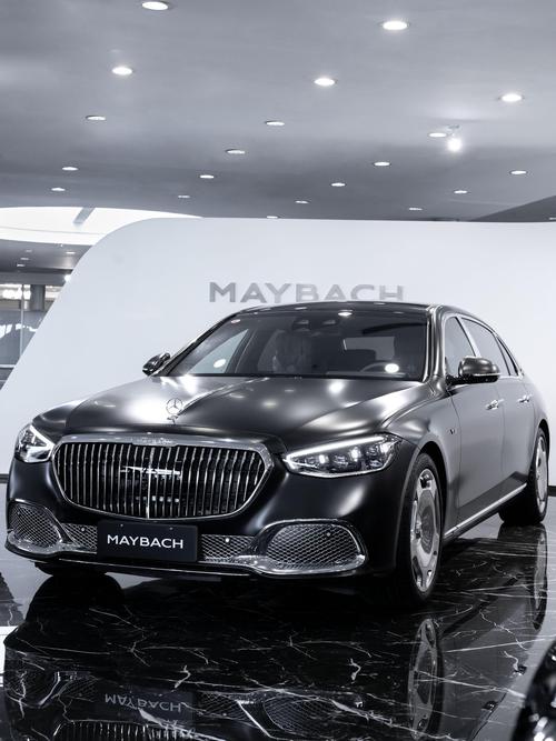 成都306岚图汽车的售后服务让用户无忧出行，迈巴赫未来的豪华车趋势